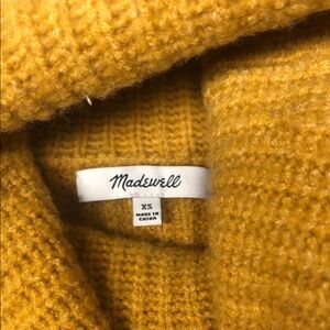 Madewell Golden Turtleneck Sweater 💛
